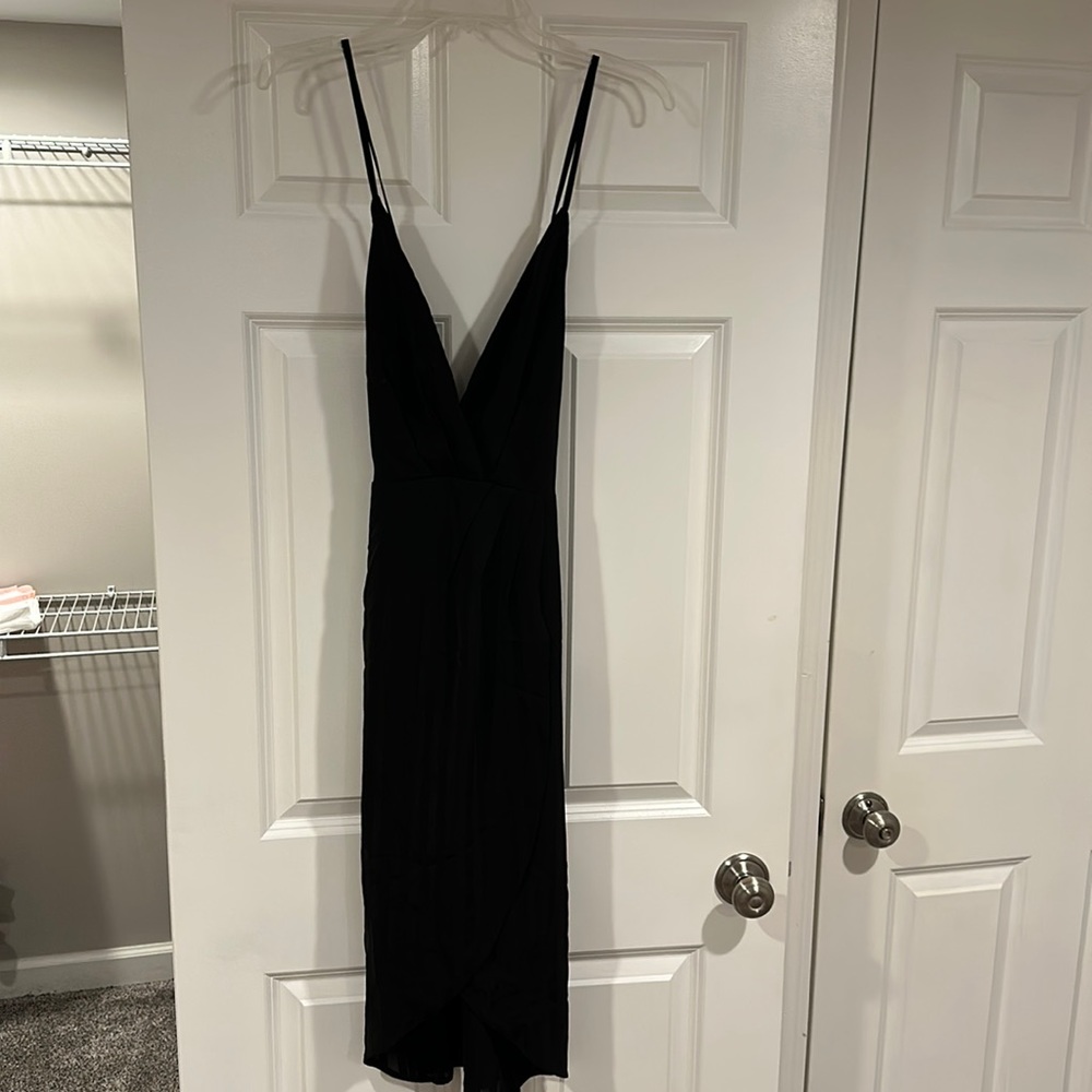 Lulus black dress
